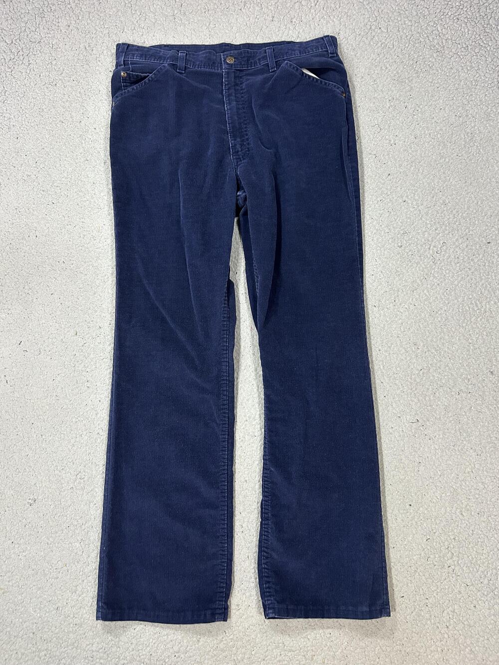 Vintage Levi's Pants Mens 34x30 Blue Corduroy Relaxed Fit Straight Leg Casual